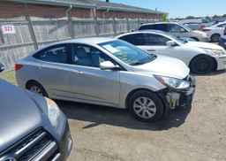 2013 HYUNDAI ACCENT GL