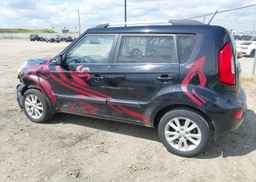 2013 KIA SOUL +