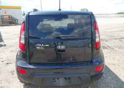 2013 KIA SOUL +