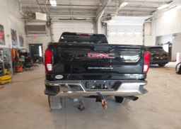 2025 GMC SIERRA K2500 SLE