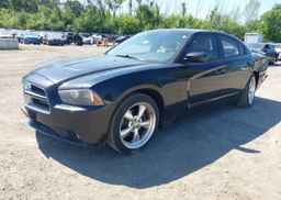 2013 DODGE CHARGER SXT
