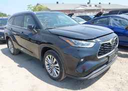 2024 TOYOTA HIGHLANDER