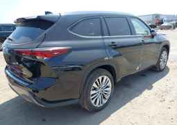 2024 TOYOTA HIGHLANDER