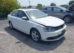 2013 VOLKSWAGEN JETTA