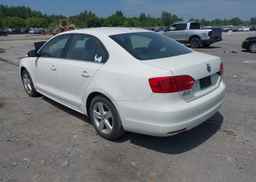 2013 VOLKSWAGEN JETTA