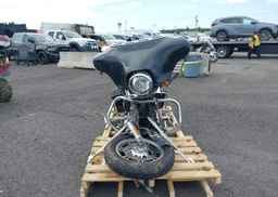 2009 HARLEY-DAVIDSON FLHX