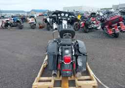 2009 HARLEY-DAVIDSON FLHX