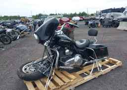 2009 HARLEY-DAVIDSON FLHX