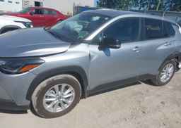 2025 TOYOTA COROLLA CROSS LE