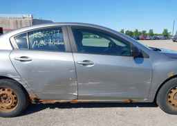2011 MAZDA 3 I