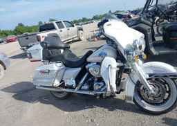 2007 HARLEY-DAVIDSON FLHTCUI