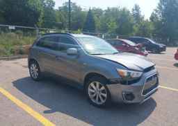 2015 MITSUBISHI RVR