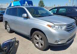 2013 TOYOTA HIGHLANDER V6