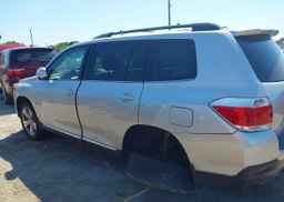 2013 TOYOTA HIGHLANDER V6