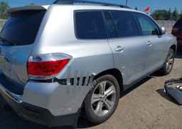 2013 TOYOTA HIGHLANDER V6