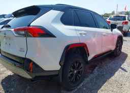 2023 TOYOTA RAV4 HYBRID XSE