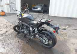 2025 YAMAHA MT09