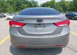 2012 HYUNDAI ELANTRA