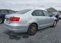 2011 VOLKSWAGEN JETTA