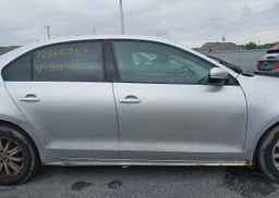 2011 VOLKSWAGEN JETTA