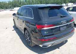 2023 AUDI Q7 55 PROGRESSIV