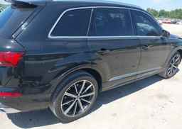 2023 AUDI Q7 55 PROGRESSIV