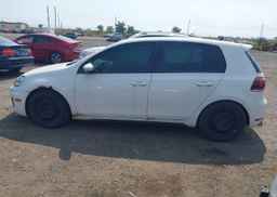 2010 VOLKSWAGEN GTI