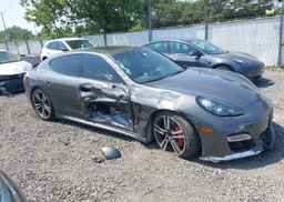 2013 PORSCHE PANAMERA GTS
