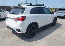 2021 MITSUBISHI RVR