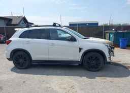 2021 MITSUBISHI RVR