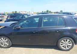 2013 VOLKSWAGEN GOLF 2.5L COMFORTLINE