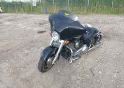 2011 HARLEY-DAVIDSON FLHX