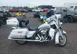 2009 HARLEY-DAVIDSON FLHTC