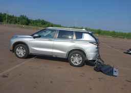 2022 MITSUBISHI OUTLANDER LE