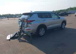 2022 MITSUBISHI OUTLANDER LE