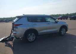 2022 MITSUBISHI OUTLANDER LE