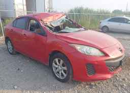 2013 MAZDA 3 I