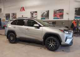 2022 TOYOTA RAV4 HYBRID LE