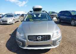 2015 VOLVO XC70 T6