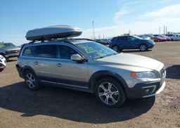 2015 VOLVO XC70 T6