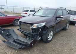 2015 KIA SORENTO LX