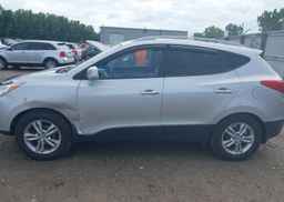 2013 HYUNDAI TUCSON GLS