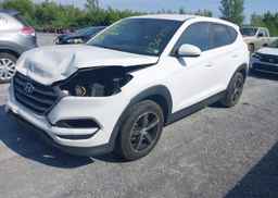 2016 HYUNDAI TUCSON