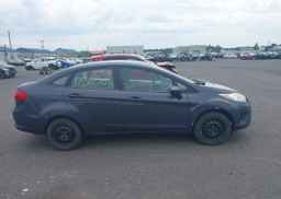 2013 FORD FIESTA S