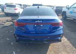 2023 KIA FORTE EX