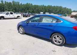 2017 CHEVROLET CRUZE LT