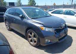 2010 TOYOTA VENZA