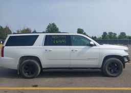 2016 CHEVROLET SUBURBAN LT