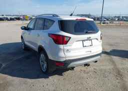 2019 FORD ESCAPE TITANIUM