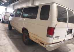 2007 FORD E-350 SUPER DUTY XL